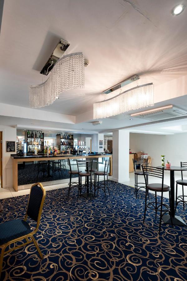 The R Inn Hotel Desborough Esterno foto